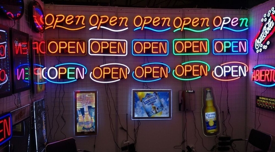 Gepersonaliseerd Genilight 22 * 13 inch CE RoHS Acrylic PIZZA BY THE SLICE LED Neon Open Sign