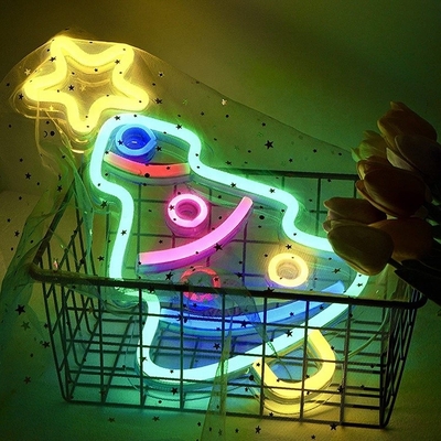 Gepersonaliseerde kerstboom neon teken licht voor feest decoraties Helder en feestelijk