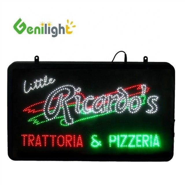 Gepersonaliseerd Full Color LED Sign voor binnen in Little Ricardo's Trattoria Pizzeria